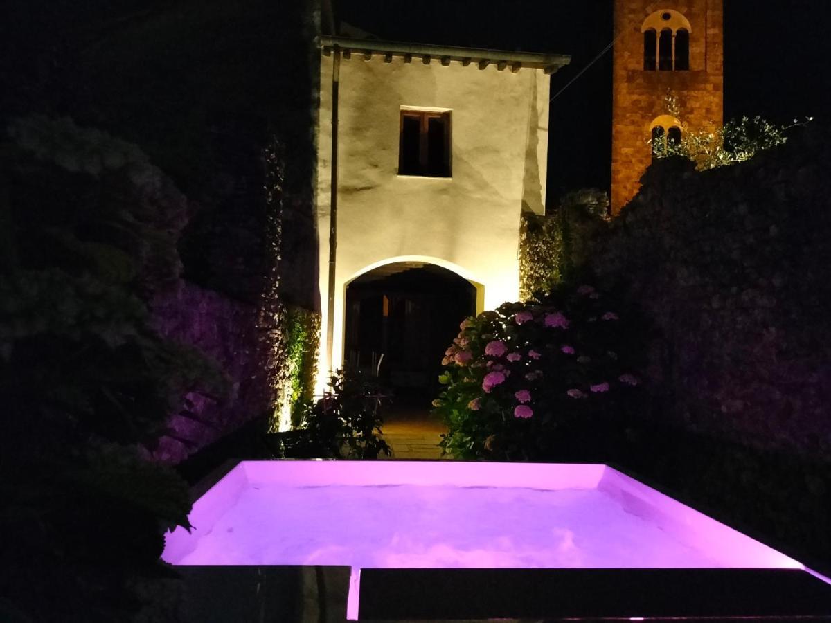 Frühstückspension Badia Giulia Prestigious Historical B&b, - Adults Only - No Pets 3*
