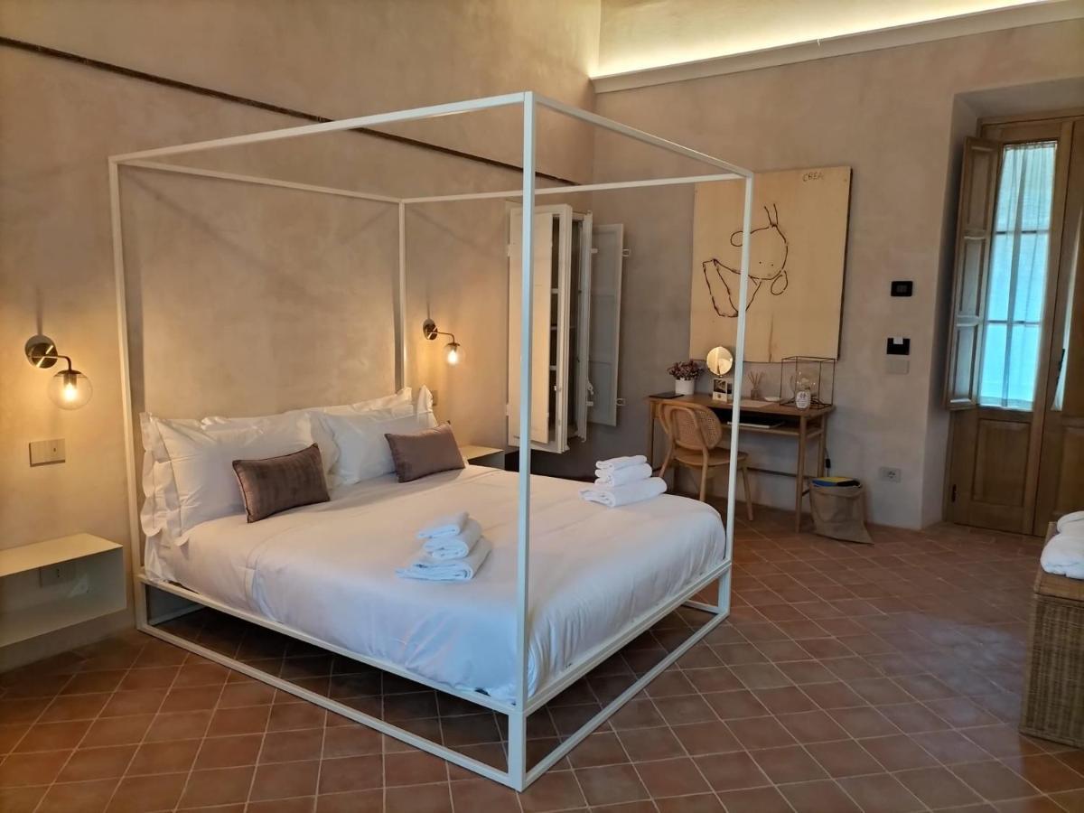 Badia Giulia Prestigious Historical B&b, - Adults Only - No Pets