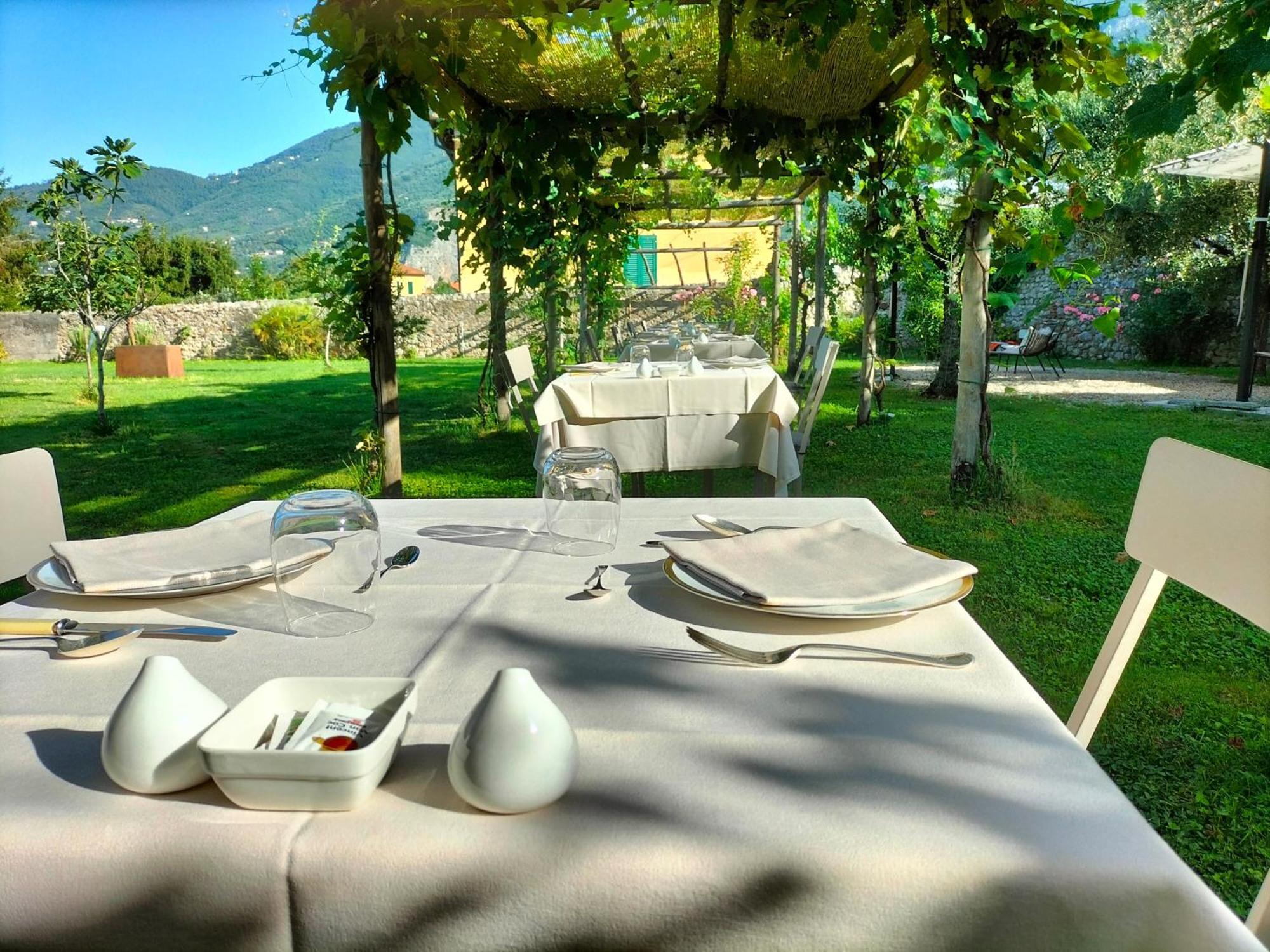 Badia Giulia Prestigious Historical B&b, - Adults Only - No Pets Frühstückspension Camaiore