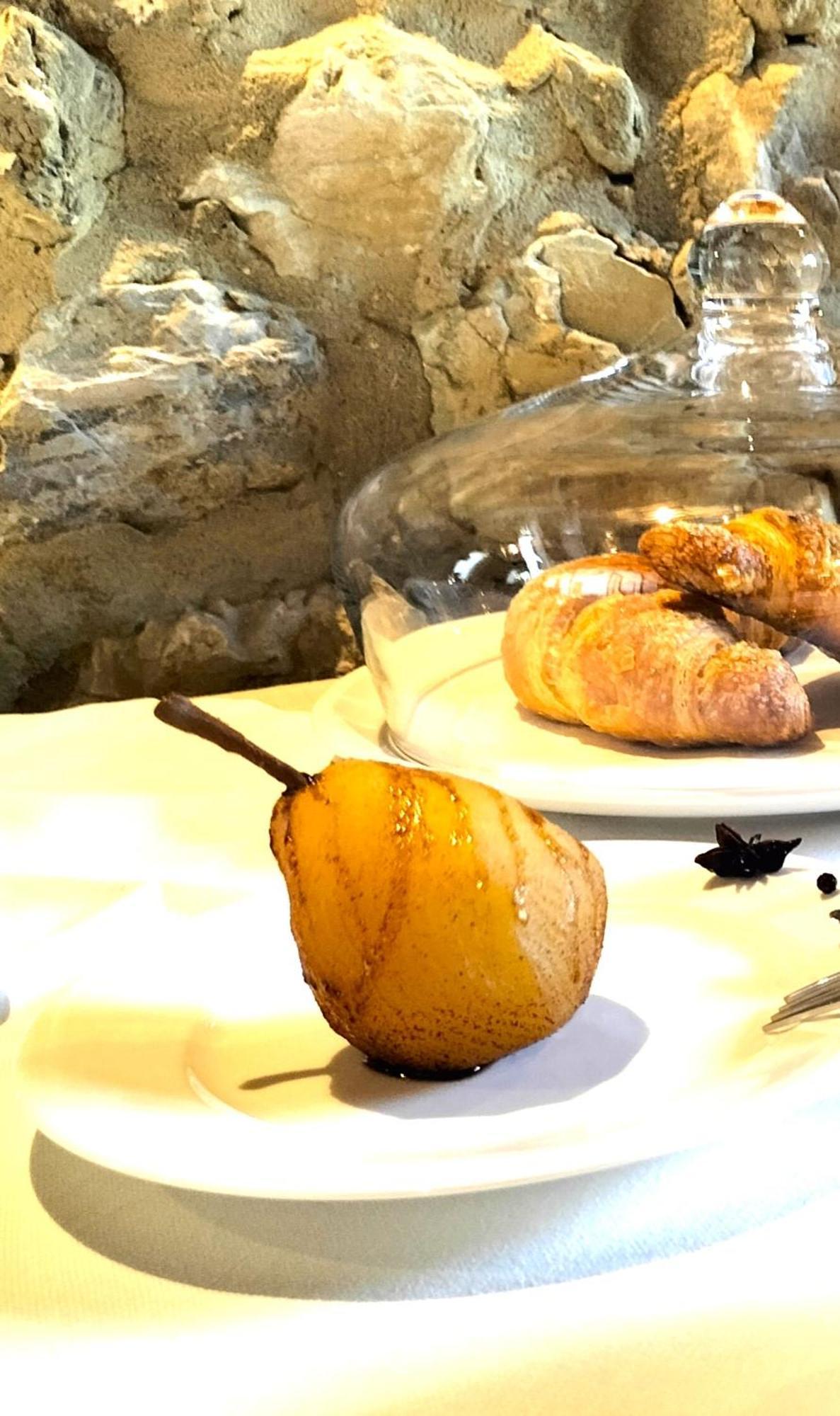 Badia Giulia Prestigious Historical B&b, - Adults Only - No Pets