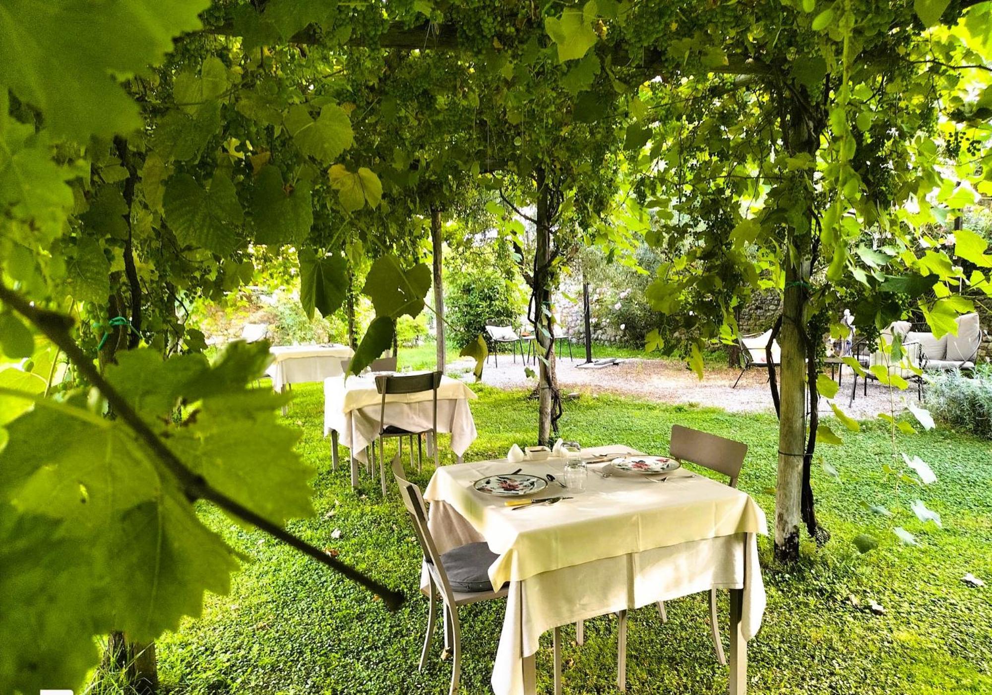 Badia Giulia Prestigious Historical B&b, - Adults Only - No Pets Frühstückspension 3*